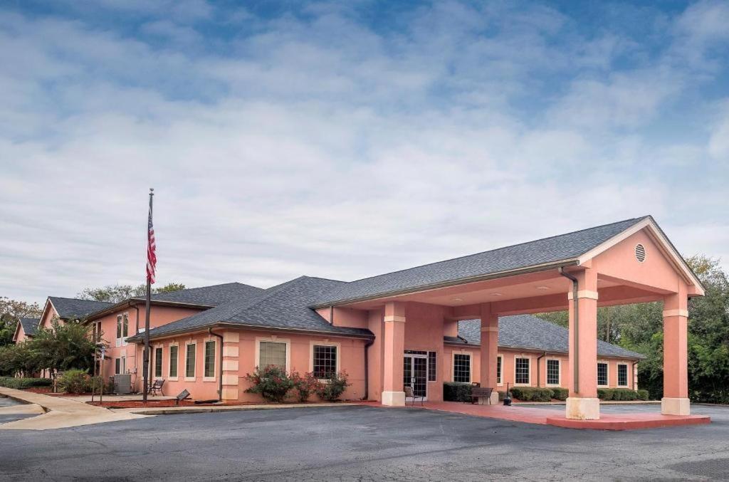 My Home & Suites Madison Ga Extérieur photo